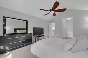 27 Robert Cir, Grafton, MA 01536 - Photo 25