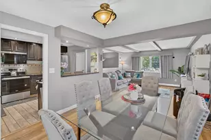 27 Mary Kennedy Dr, North Attleboro, MA 02760 - Photo 9