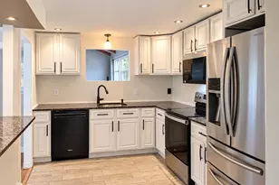 27 Mary Kennedy Dr, North Attleboro, MA 02760 - Photo 5