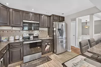 27 Mary Kennedy Dr, North Attleboro, MA 02760 - Photo 9