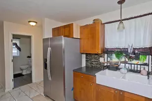 175 Bloomfield St, Springfield, MA 01108 - Photo 7