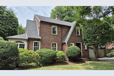 20 Shaw Rd, Wellesley, MA 02481 - Photo 1