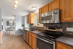 58 Melody Ln, Marlborough, MA 01752 - Photo 13