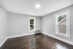 15 Myrtle Ave, Holyoke, MA 01040 - Photo 23