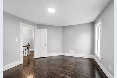15 Myrtle Ave, Holyoke, MA 01040 - Photo 21