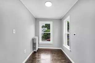 15 Myrtle Ave, Holyoke, MA 01040 - Photo 27