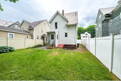 15 Myrtle Ave, Holyoke, MA 01040 - Photo 37