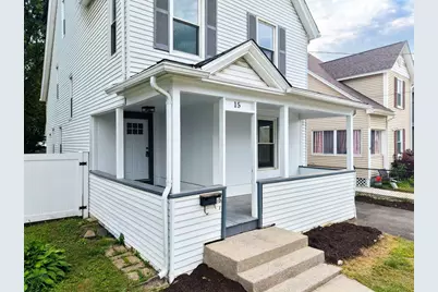 15 Myrtle Ave, Holyoke, MA 01040 - Photo 1
