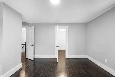 15 Myrtle Ave, Holyoke, MA 01040 - Photo 17
