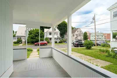 15 Myrtle Ave, Holyoke, MA 01040 - Photo 35