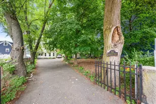 51 Creighton St, Boston, MA 02130 - Photo 31