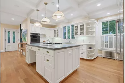 51 Cherry St, Spencer, MA 01562 - Photo 3