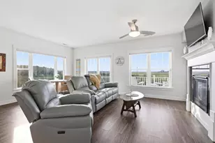 233 Beach Rd, Salisbury, MA 01952 - Photo 1