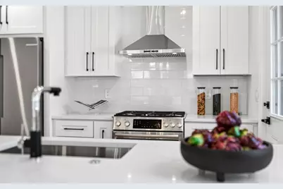 66 Linden St, Newton, MA 02464 - Photo 23