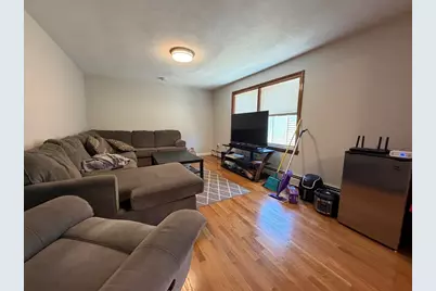 57 Newbury St. #2, Somerville, MA 02144 - Photo 3