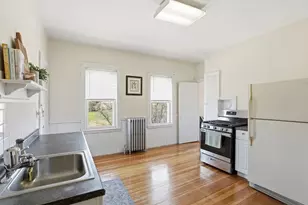 320 Fellsway W, Medford, MA 02155 - Photo 11