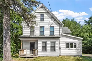 354 Massachusetts Ave, Lunenburg, MA 01462 - Photo 1