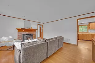 20 Brentwood Dr, Dudley, MA 01571 - Photo 11