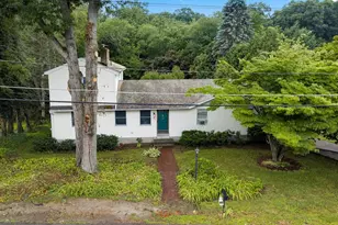 20 Brentwood Dr, Dudley, MA 01571 - Photo 1