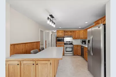 544 Spring St, Hanson, MA 02341 - Photo 9