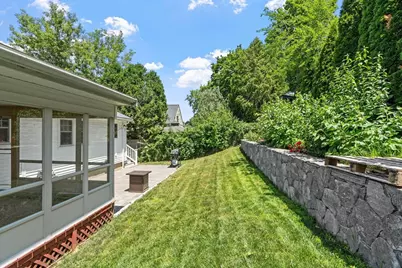 49 Lakeview Ave, Waltham, MA 02451 - Photo 25
