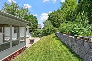 49 Lakeview Ave, Waltham, MA 02451 - Photo 25