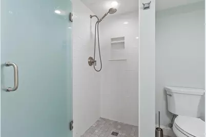 49 Lakeview Ave, Waltham, MA 02451 - Photo 23