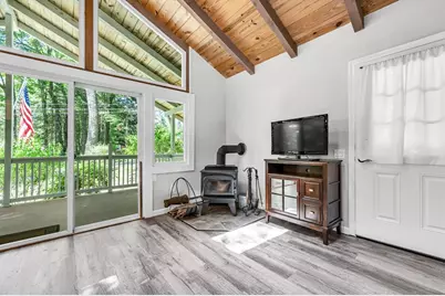 17 Hemlock Ln, Hinsdale, MA 01235 - Photo 5