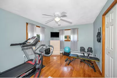 6 Surrey Rd, Woburn, MA 01801 - Photo 13