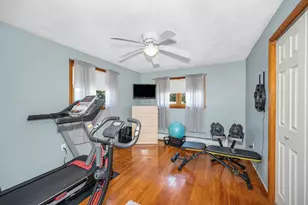 6 Surrey Rd, Woburn, MA 01801 - Photo 13