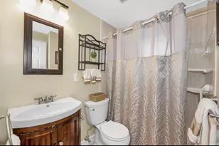 6 Surrey Rd, Woburn, MA 01801 - Photo 21