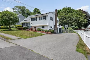 6 Surrey Rd, Woburn, MA 01801 - Photo 25