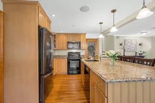 6 Surrey Rd, Woburn, MA 01801 - Photo 7