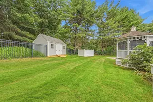 106 Colonial Dr, Andover, MA 01810 - Photo 3