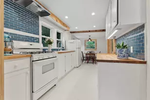21 Uphill Ln, Lynn, MA 01904 - Photo 15