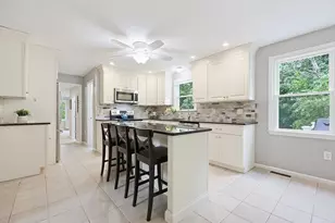 4 Cormier Cir, Milford, MA 01757 - Photo 3