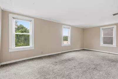 214 High St, Webster, MA 01570 - Photo 31