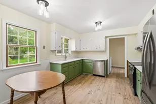 98 N Rd, Monroe, MA 01350 - Photo 15