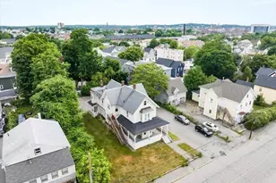 173 Branch St, Lowell, MA 01851 - Photo 7