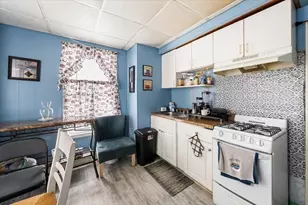 173 Branch St, Lowell, MA 01851 - Photo 15