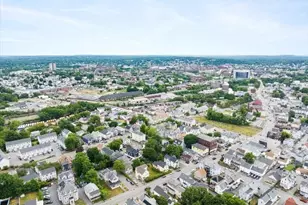 173 Branch St, Lowell, MA 01851 - Photo 9