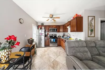 9-11 Bassett Street, Lowell, MA 01852 - Photo 9