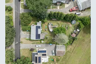 17 Elm St, Monson, MA 01057 - Photo 7