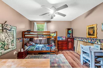 17 Elm St, Monson, MA 01057 - Photo 21