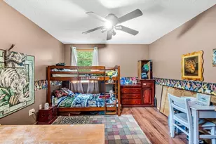 17 Elm St, Monson, MA 01057 - Photo 21