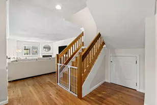 42 Cavendish Cir, Salem, MA 01970 - Photo 7