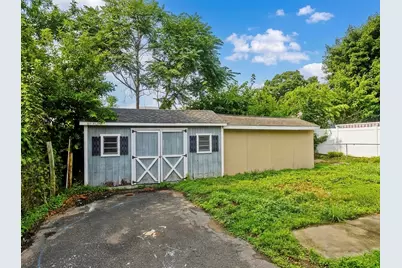 102 San Miguel St, Springfield, MA 01104 - Photo 37