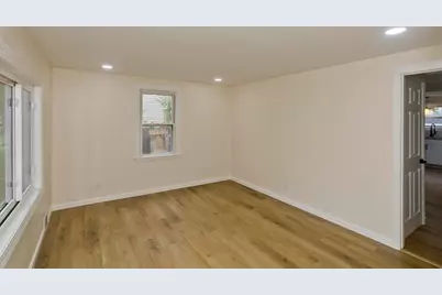 102 San Miguel St, Springfield, MA 01104 - Photo 5