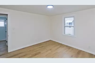 102 San Miguel St, Springfield, MA 01104 - Photo 31