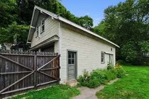 250-252 Boardman St, Haverhill, MA 01830 - Photo 25